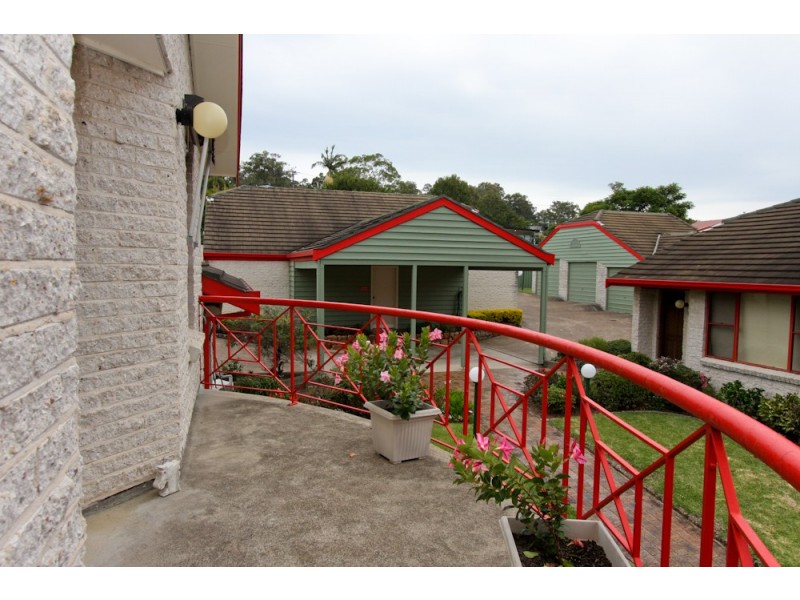 8/50 Allambee Place, Valentine NSW 2280