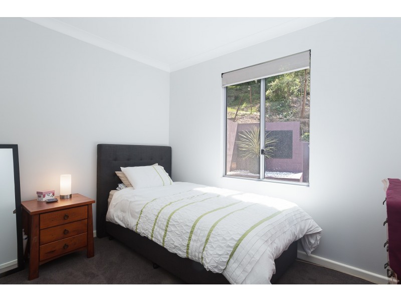 23 Delma Parade, Warners Bay NSW 2282