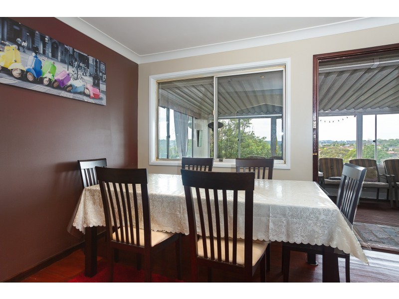 11 Carmen Road, Macquarie Hills NSW 2285