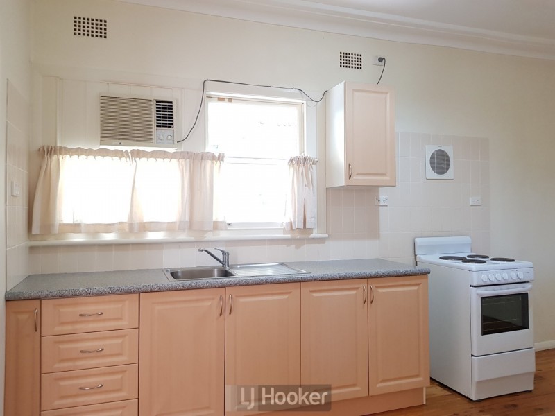 2 Fourth Street, Booragul NSW 2284