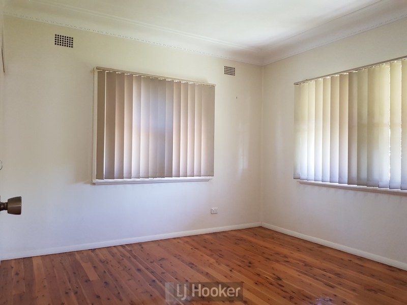 2 Fourth Street, Booragul NSW 2284