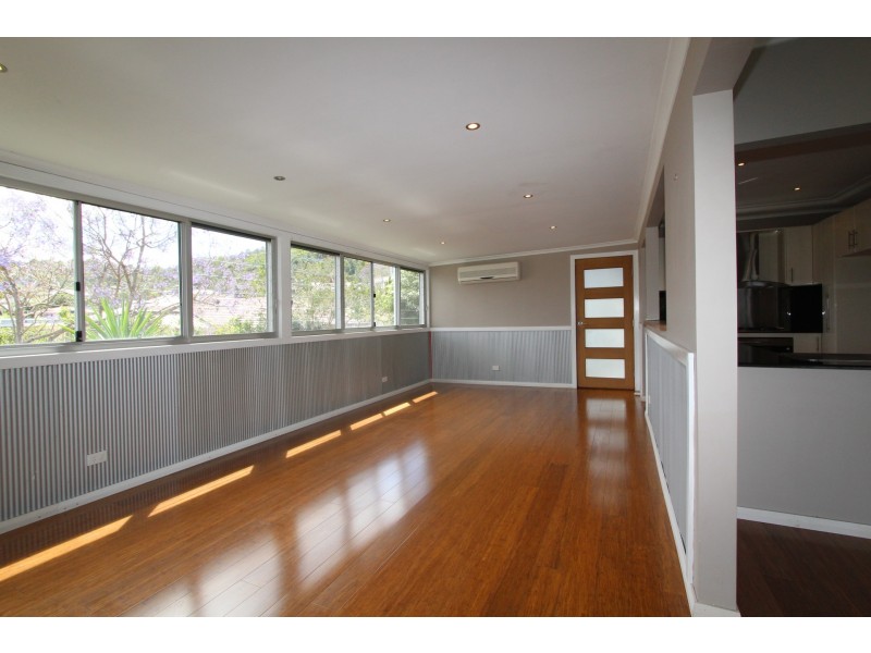 83 Thompson Road, Speers Point NSW 2284