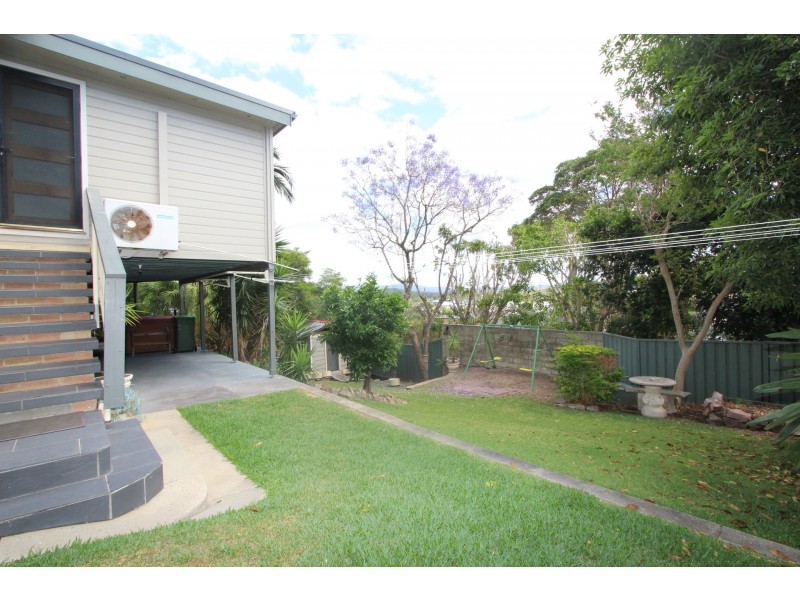 83 Thompson Road, Speers Point NSW 2284