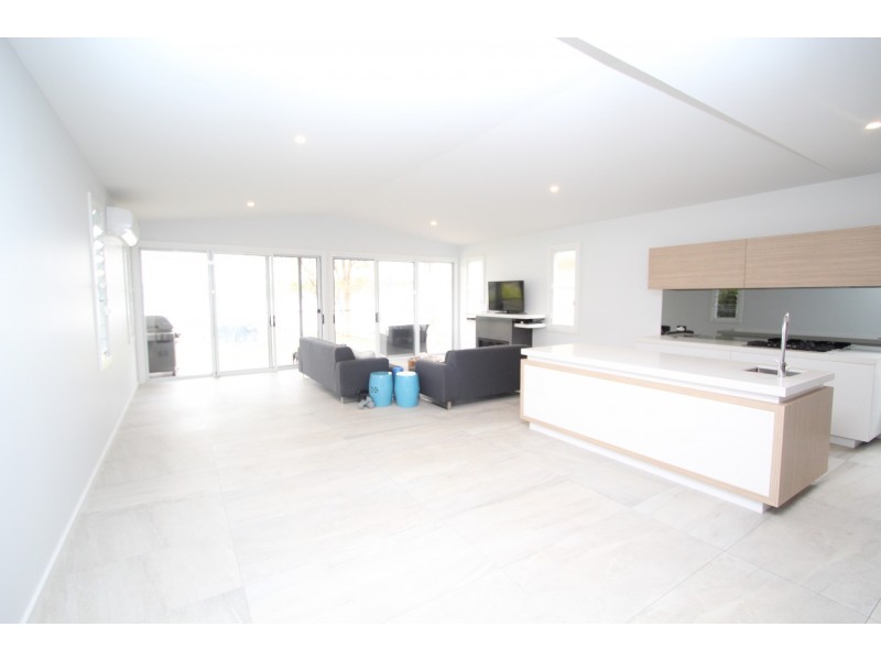 12 Station Street, Bonnells Bay NSW 2264