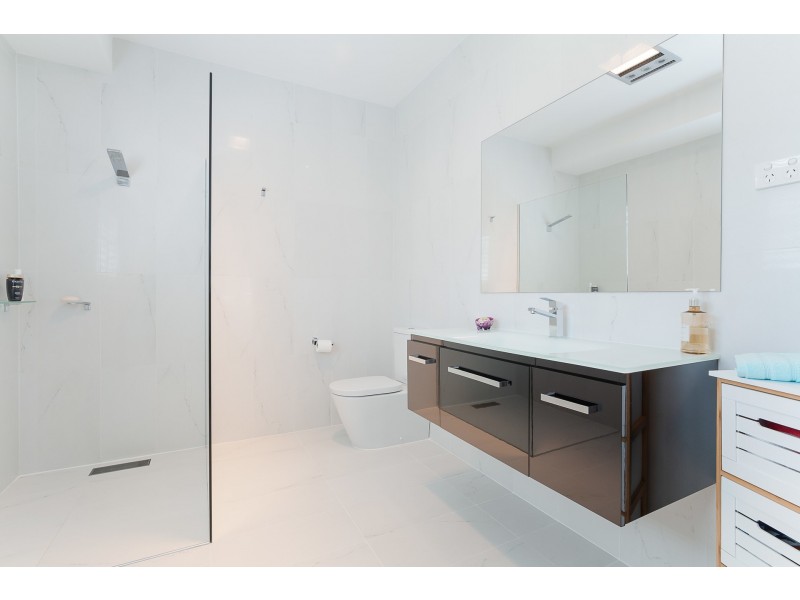 4b Rani Close, Speers Point NSW 2284