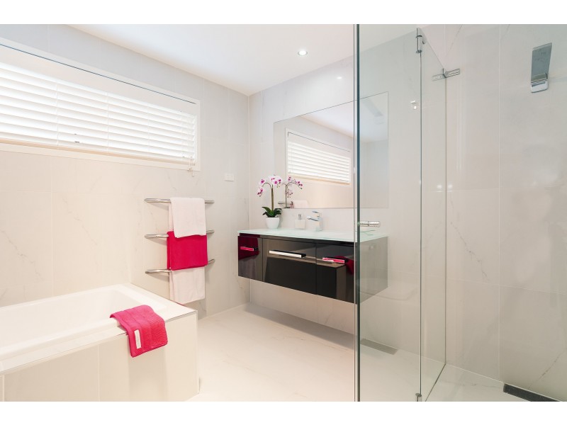 4b Rani Close, Speers Point NSW 2284