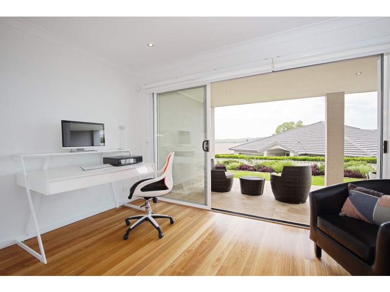 4b Rani Close, Speers Point NSW 2284