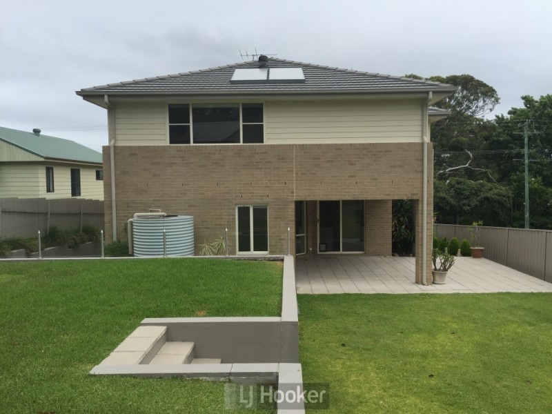 168 Coal Point Road, Coal Point NSW 2283