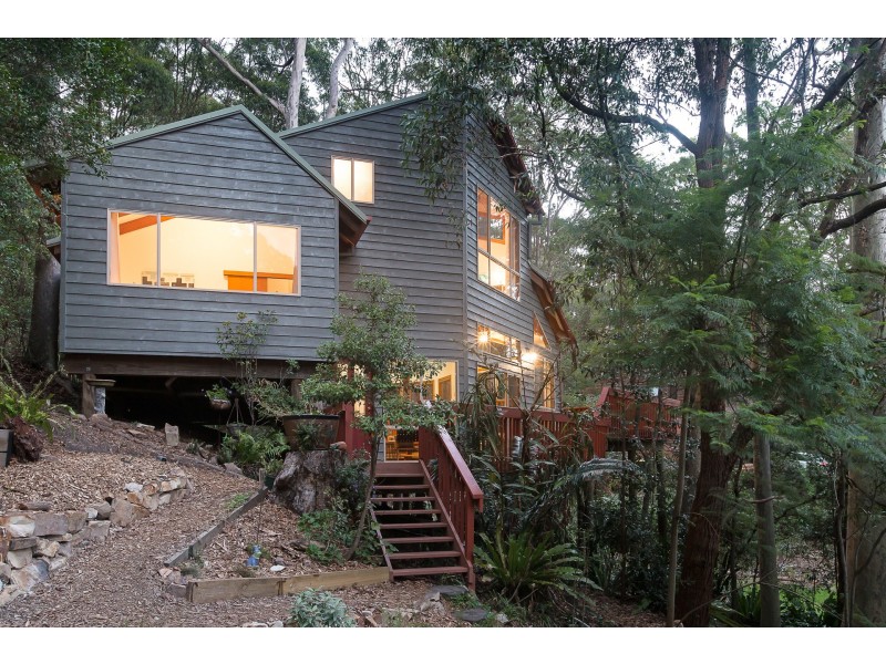 9 Fiona Crescent, Rankin Park NSW 2287