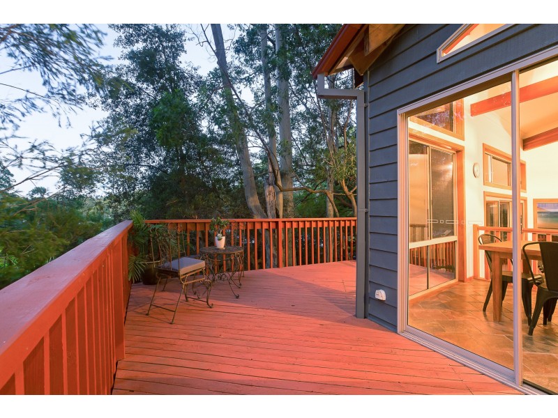 9 Fiona Crescent, Rankin Park NSW 2287