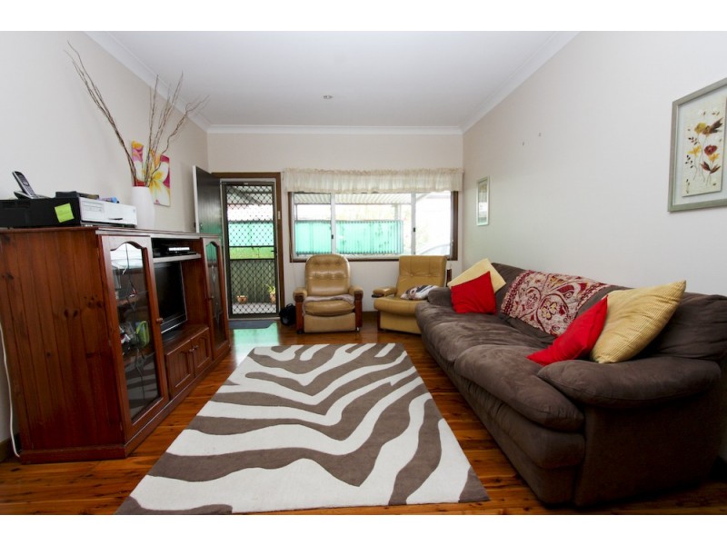 31 Robb Street, Belmont NSW 2280