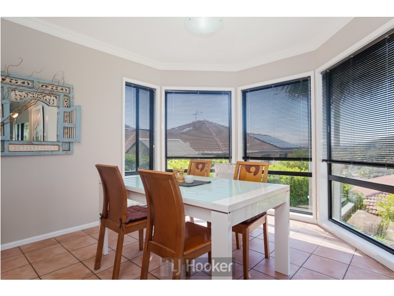 24 Desreaux Close, Eleebana NSW 2282