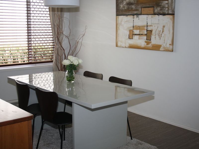 2 Excalibur Parade, Valentine NSW 2280