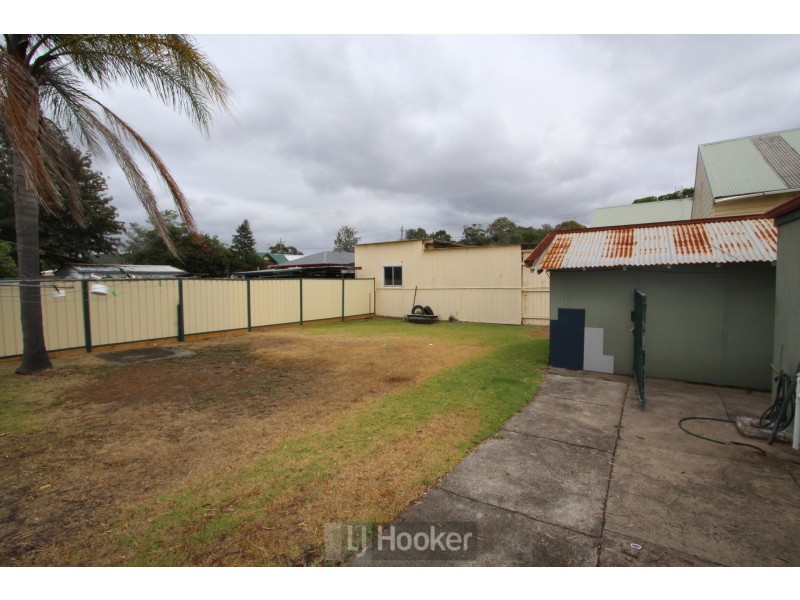 10 Anzac Parade, Teralba NSW 2284