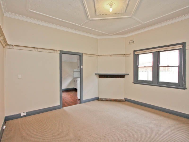 30 Dickinson Street, Charlestown NSW 2290