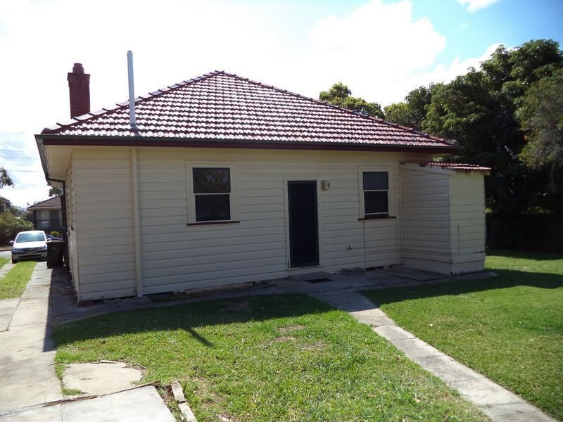 30 Dickinson Street, Charlestown NSW 2290