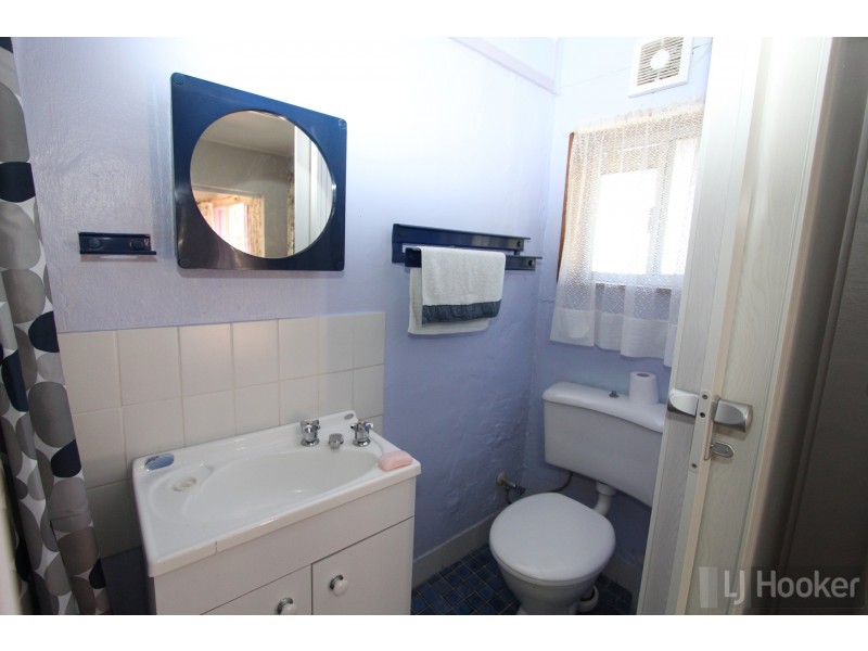 1/48 Victor Avenue, Valentine NSW 2280