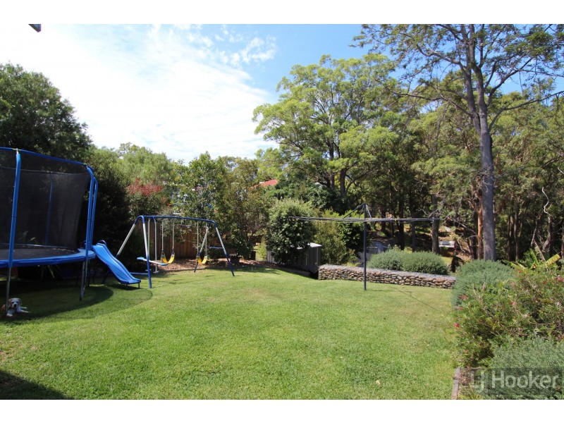 2 Gregory Parade, Warners Bay NSW 2282