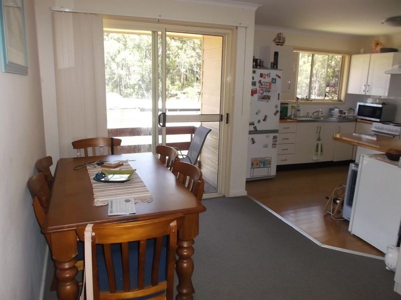 37 Willai Street, Bolton Point NSW 2283