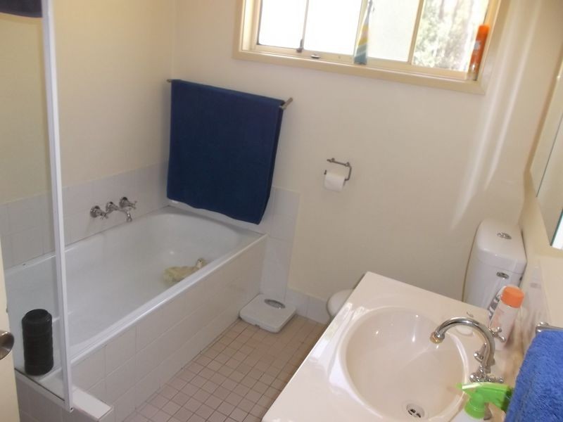 37 Willai Street, Bolton Point NSW 2283
