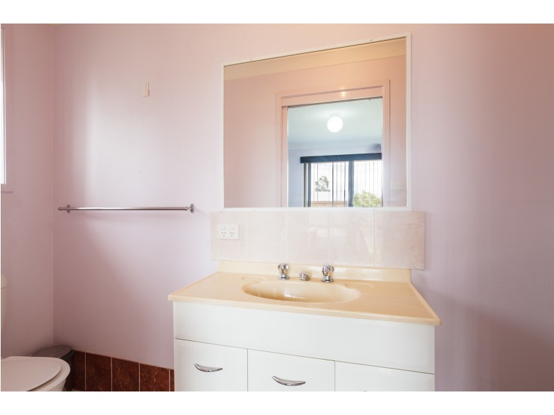 10 Karong Avenue, Maryland NSW 2287