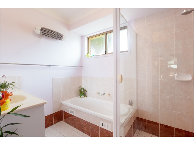 10 Karong Avenue, Maryland NSW 2287