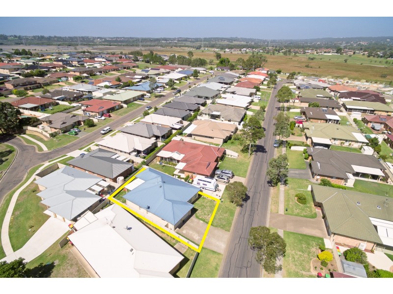 19 Karong Avenue, Maryland NSW 2287