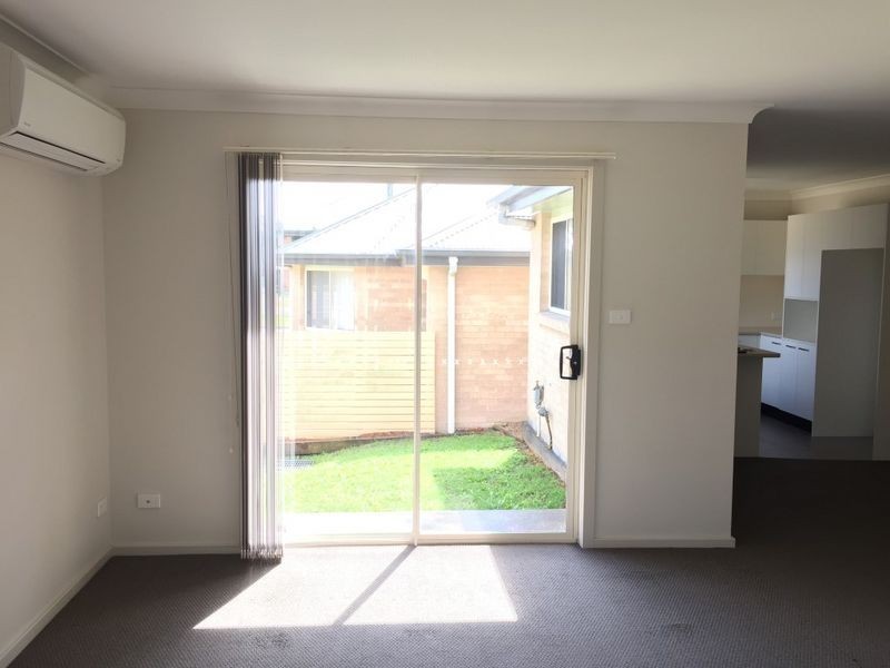 2/60 Thorne Street, Toronto NSW 2283