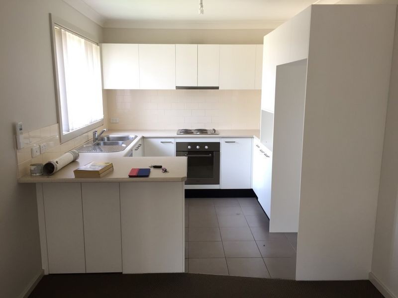 2/60 Thorne Street, Toronto NSW 2283