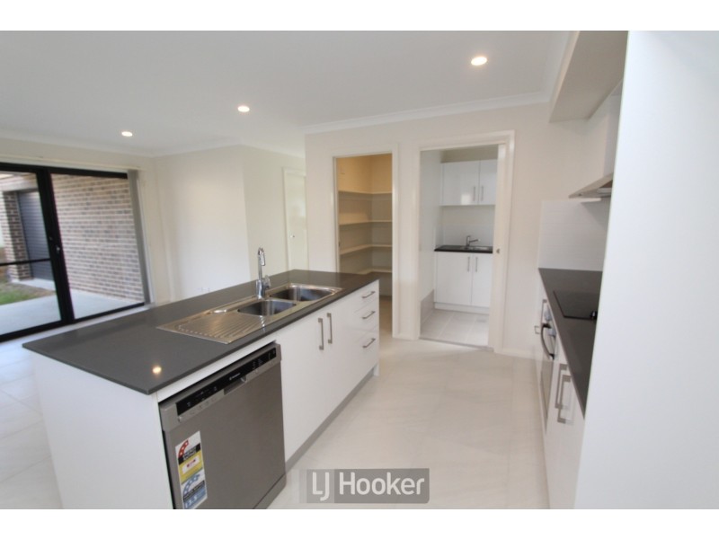 45 Earswick Crescent, Buttaba NSW 2283