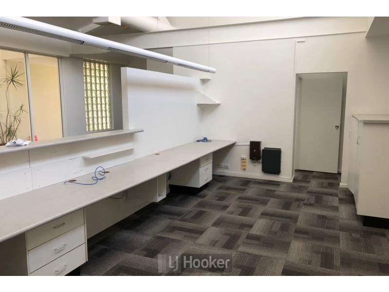 2/22 John Street, Warners Bay NSW 2282