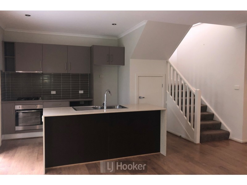 2/37 Laycock Street, Carey Bay NSW 2283