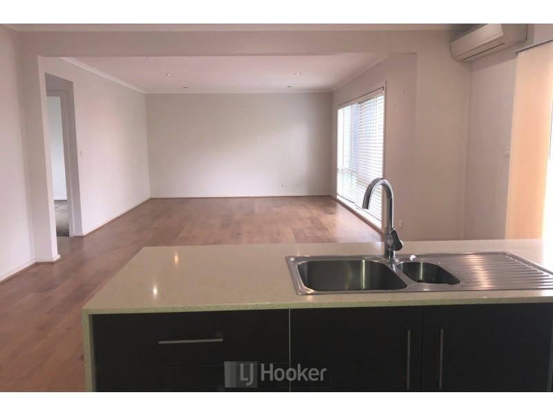 2/37 Laycock Street, Carey Bay NSW 2283