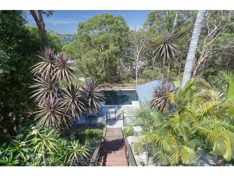 168 Fishing Point Road, Fishing Point NSW 2283