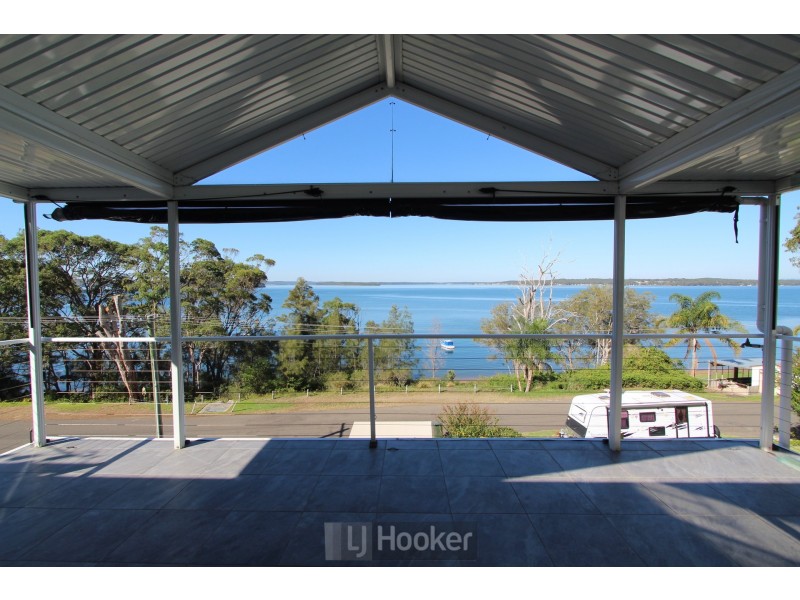 55 Beach Road, Wangi Wangi NSW 2267