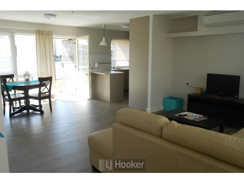2/16 Kent Place, Wangi Wangi NSW 2267