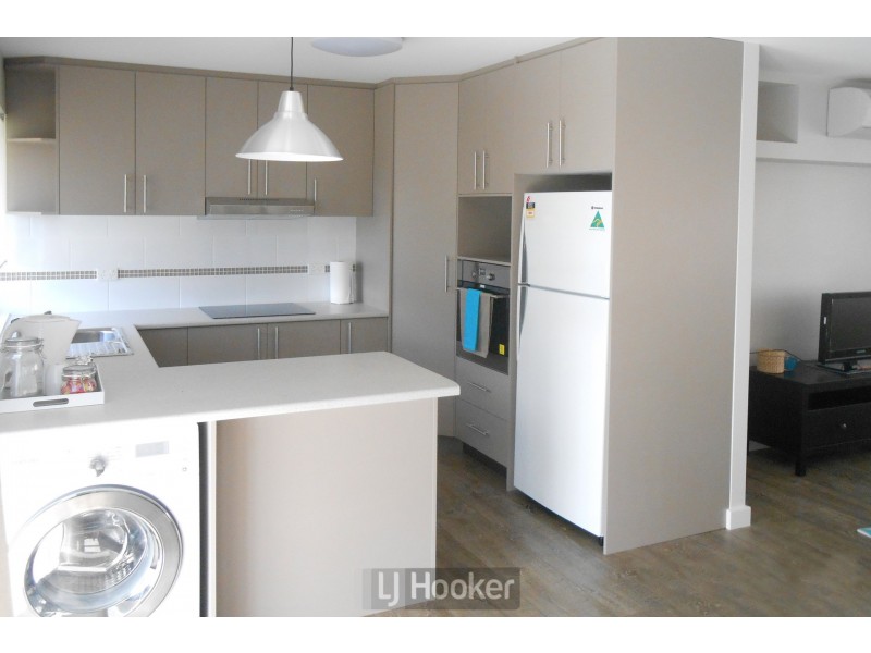 2/16 Kent Place, Wangi Wangi NSW 2267