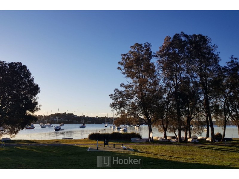 2/16 Kent Place, Wangi Wangi NSW 2267