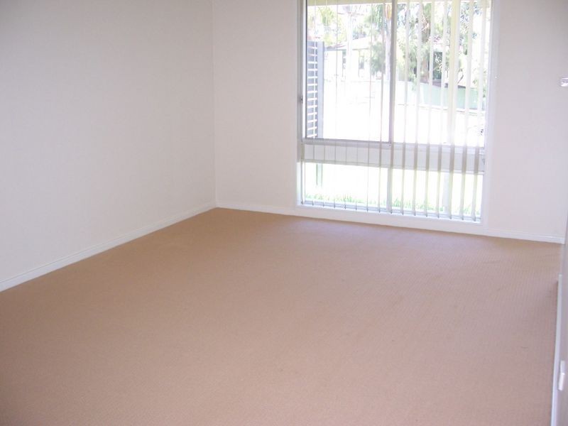 19a Threlkeld Drive, Bolton Point NSW 2283