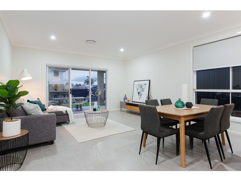 18 Olsen Crescent, Warners Bay NSW 2282