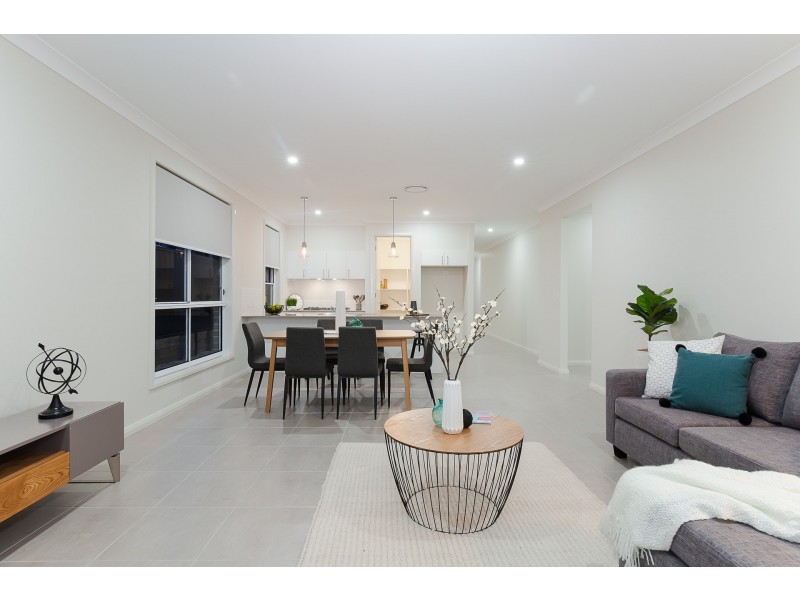 18 Olsen Crescent, Warners Bay NSW 2282