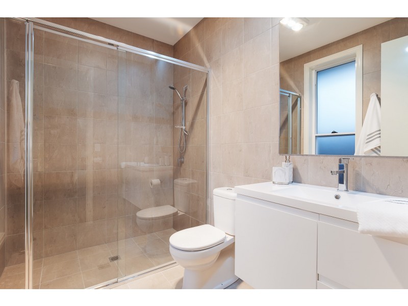 18 Olsen Crescent, Warners Bay NSW 2282