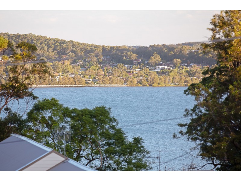 17 Rani Close, Speers Point NSW 2284