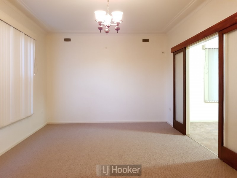 241 Lake Road, Glendale NSW 2285