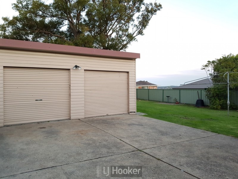 241 Lake Road, Glendale NSW 2285