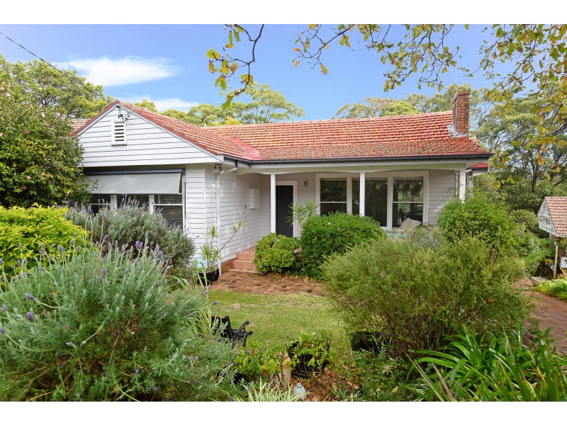 16 Victoria Crescent, New Lambton Heights NSW 2305