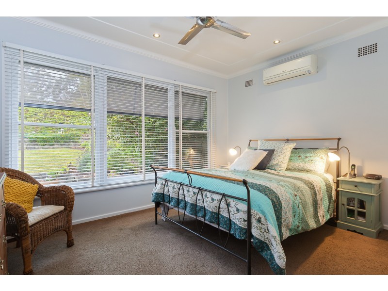 16 Victoria Crescent, New Lambton Heights NSW 2305