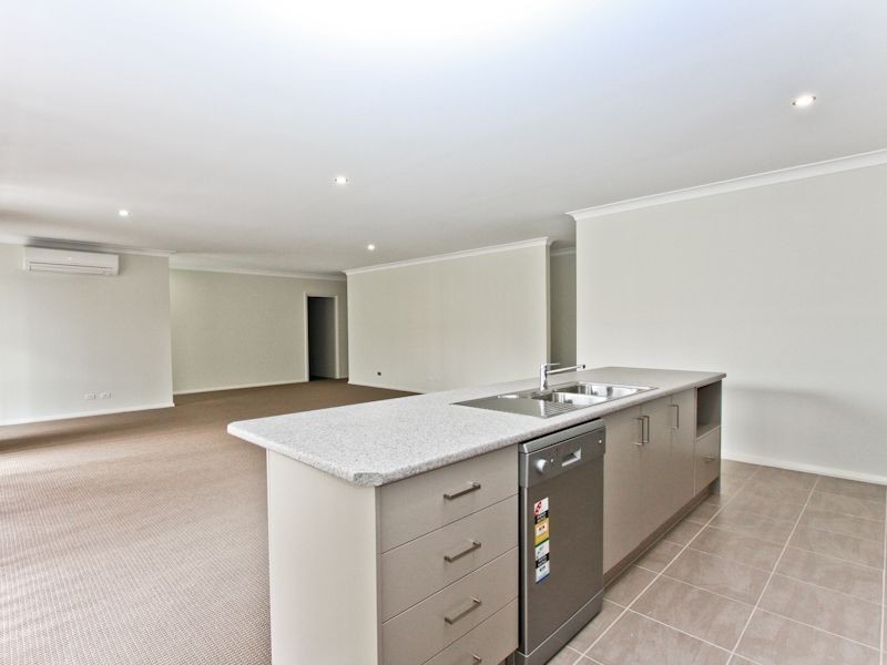 4a John Street, Tingira Heights NSW 2290