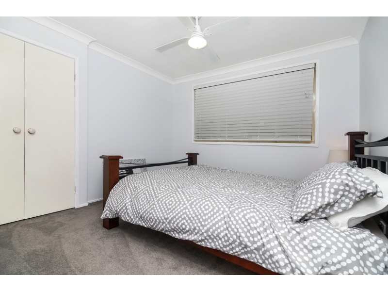 8 Nerang Place, Belmont NSW 2280