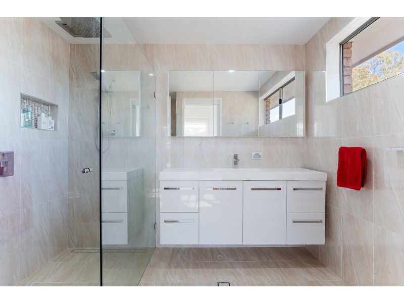 37 Arrowfield Street, Eleebana NSW 2282